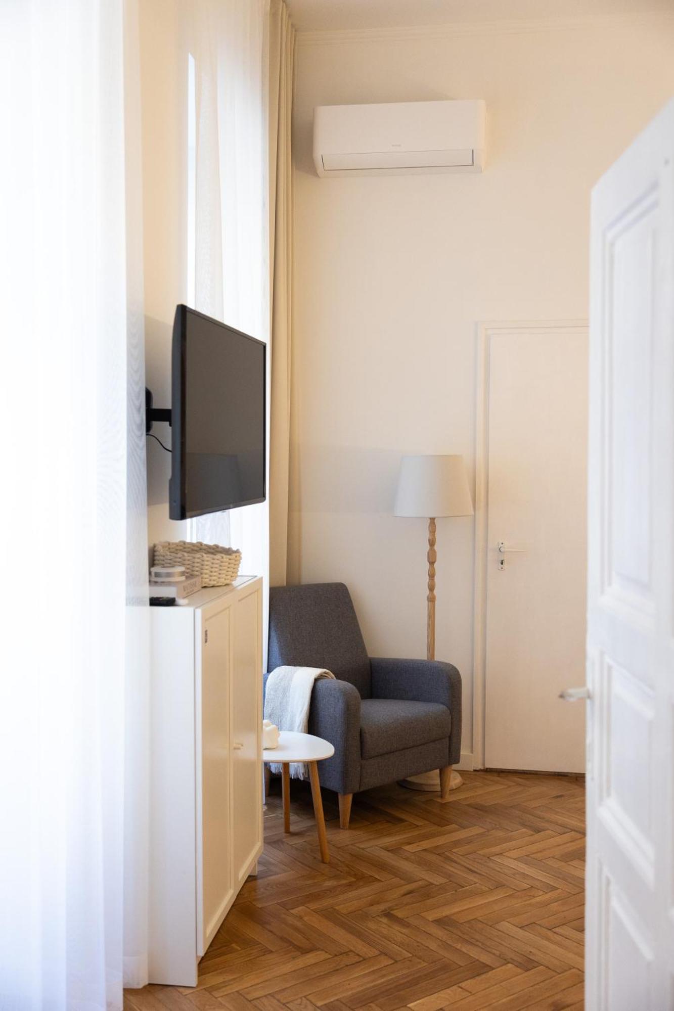 Cozy Apartment In Budapest Ngoại thất bức ảnh